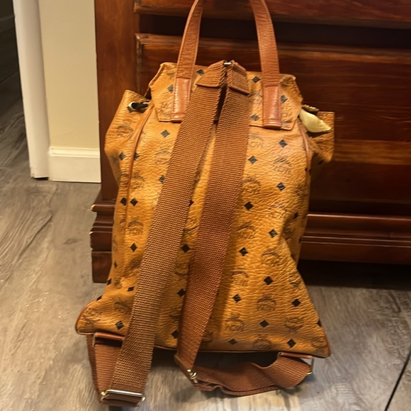 Pre loved MCM Backpack - Picture 3 of 8